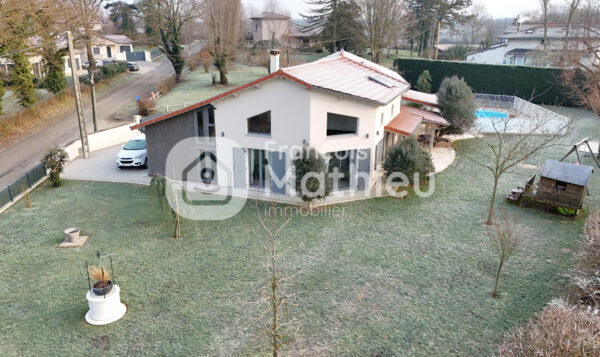 Châtillon-sur-Chalaronne - Maison 6 pièces