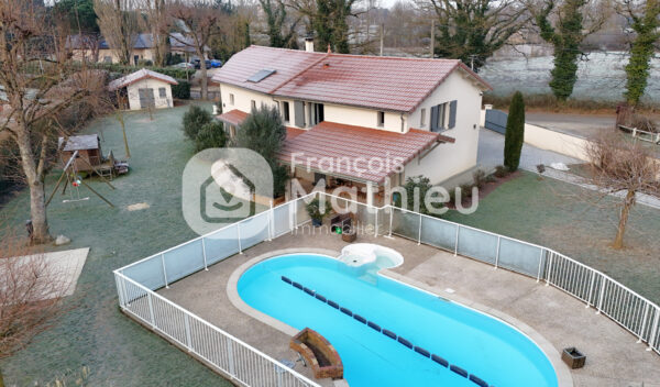 Châtillon-sur-Chalaronne - Maison 6 pièces